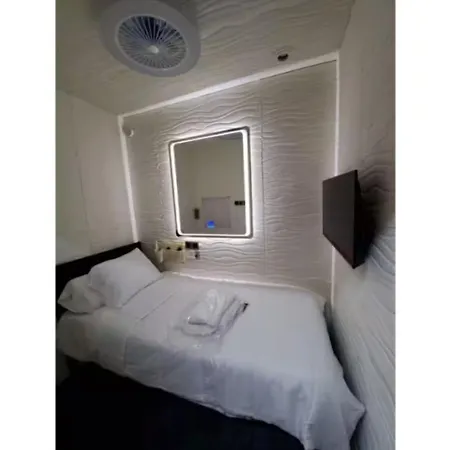 Private Stay With Free Coffee, Best Stay In Chicago